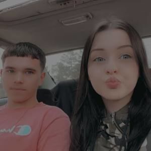 Meet your Posher, Shelby